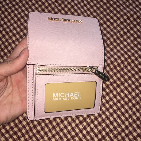 Michael Kors Ciara Monogram Crossbody Bag - Picture 4 of 8